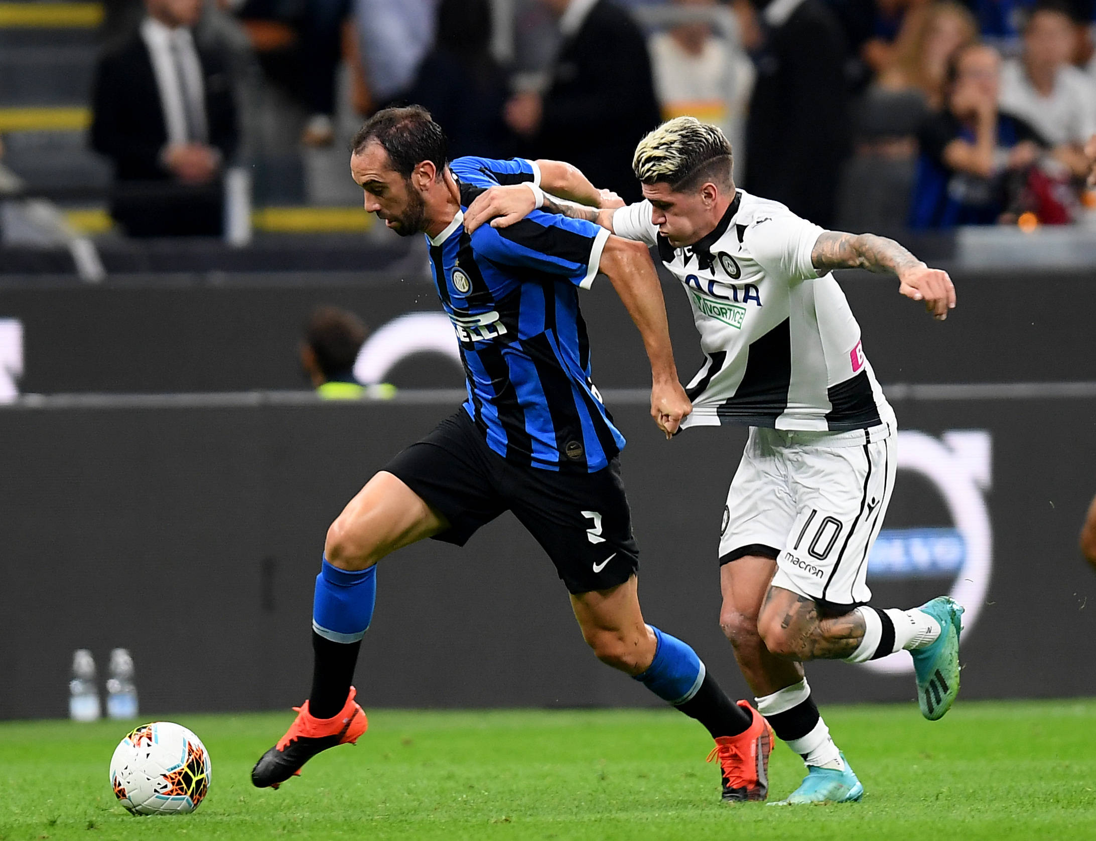 早报：暴风雨前的宁静（晨报：风暴将至前的平静）