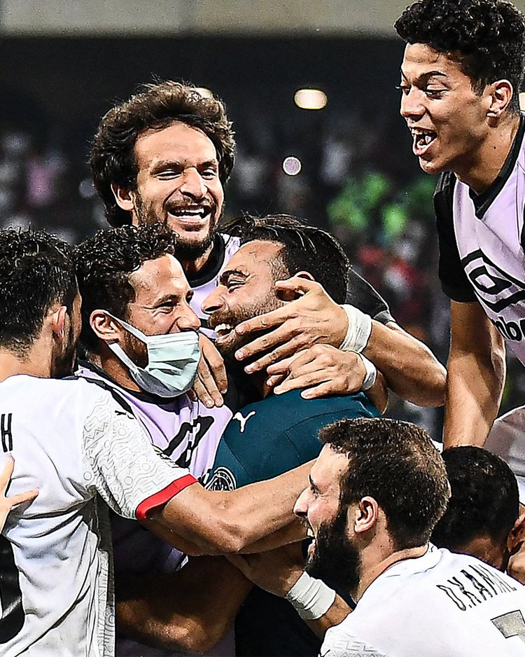 罗马诺：国米冬窗和夏窗的引援重点将是后卫和门将（罗马诺：国米冬夏转会首要目标锁定后卫与门将）